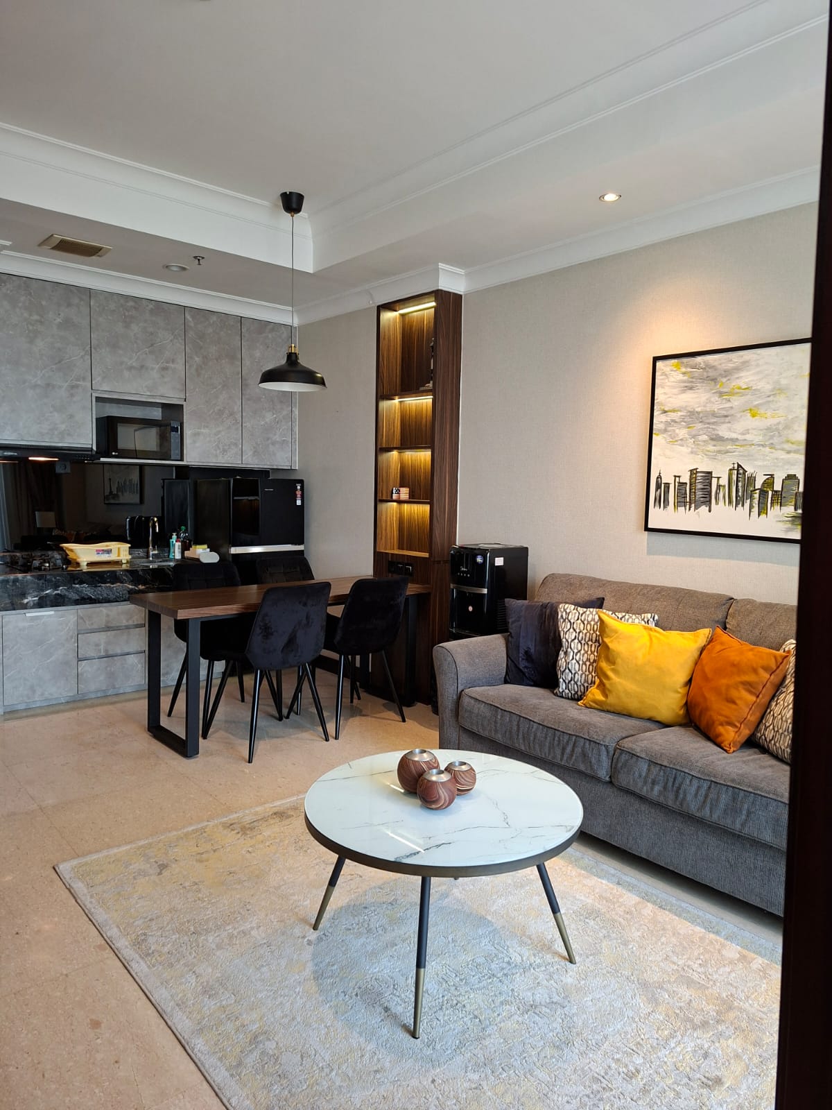Apartemen Permata Hijau Suites 2BR Lantai 17 Full Furnish Disewakan, foto 1 dari 5